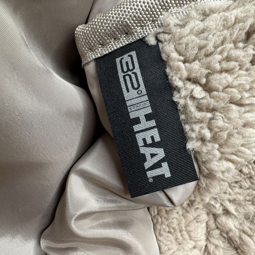 32 Degrees Heat NWT‎ Sherpa Fleece Tote Bag Taupe/Tan Snap Closure - Picture 9 of 12